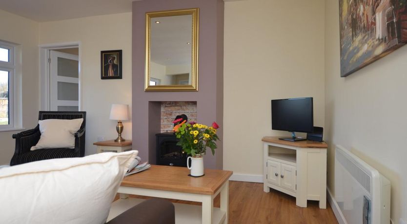 Photo of 2 Bed in Kewstoke
