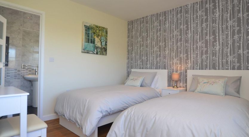 Photo of 2 Bed in Kewstoke