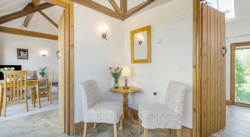 Photo of 1 Bed in Broadway