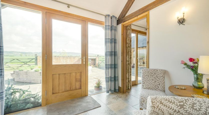 Photo of 1 Bed in Broadway