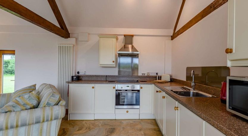 Photo of 1 Bed in Broadway
