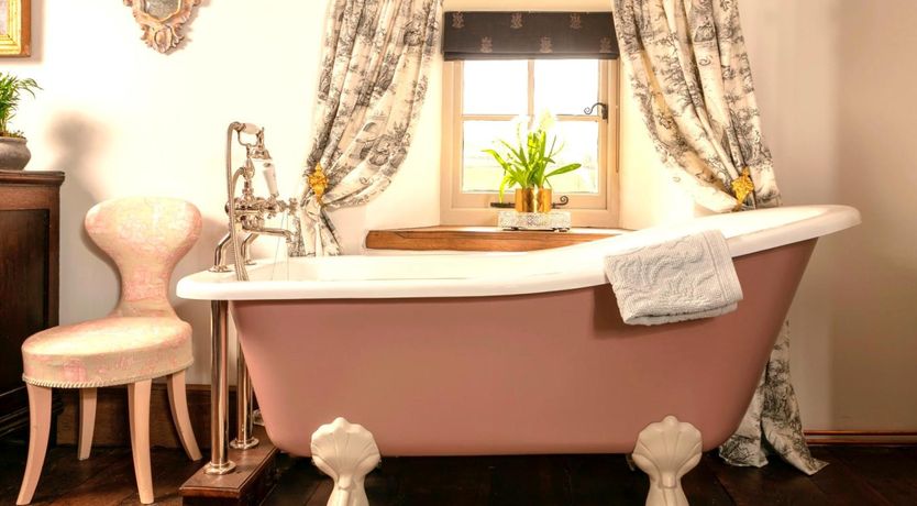 Photo of 5 Bed in Grosmont