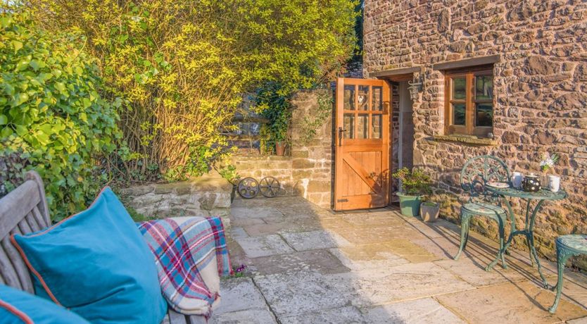 Photo of 1 Bed in Usk-