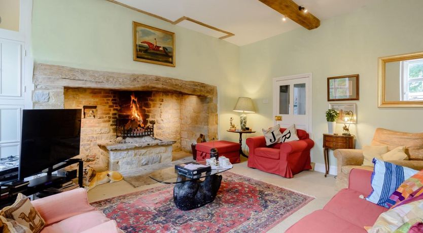 Photo of 7 Bed in Shipston On Stour