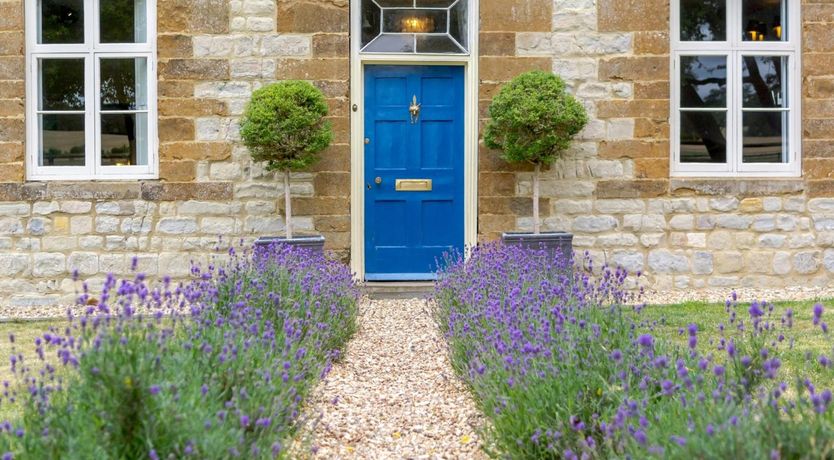 Photo of 7 Bed in Shipston On Stour