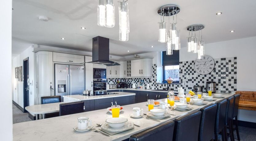Photo of 5 Bed in Driffield