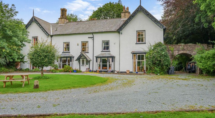 Photo of Brookside Manor House