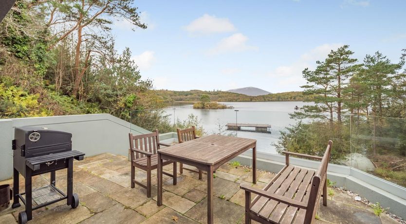 Photo of 3 Bed in Pontoon