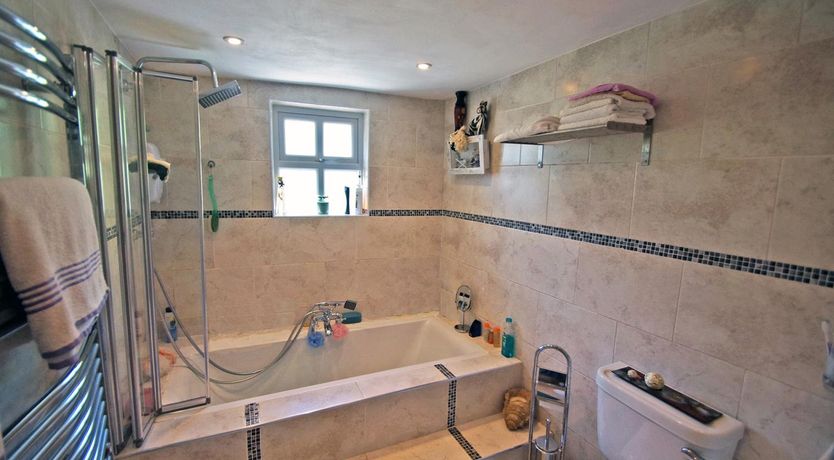 Photo of 2 Bed in Carna