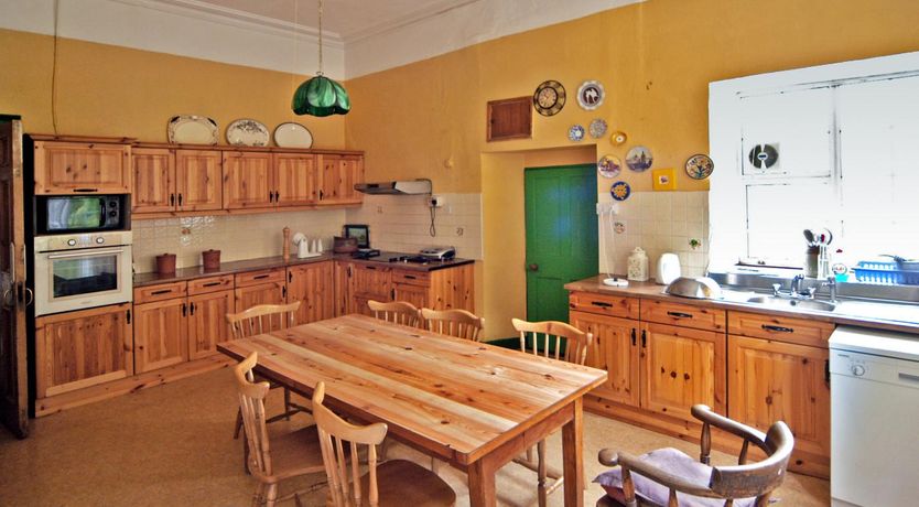 Photo of 5 Bed in Bruree
