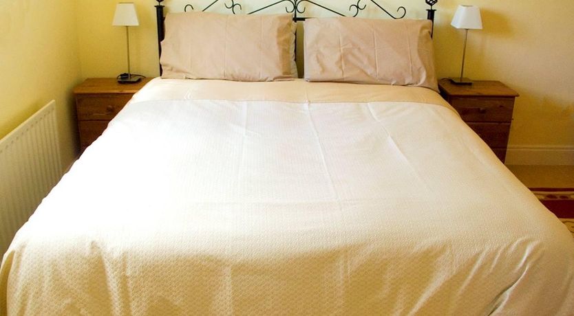 Photo of 3 Bed in Downings