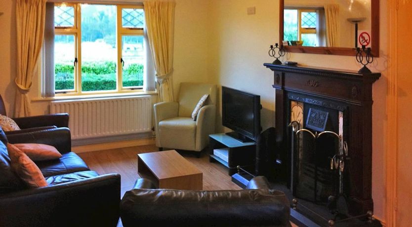 Photo of 3 Bed in Cushendall