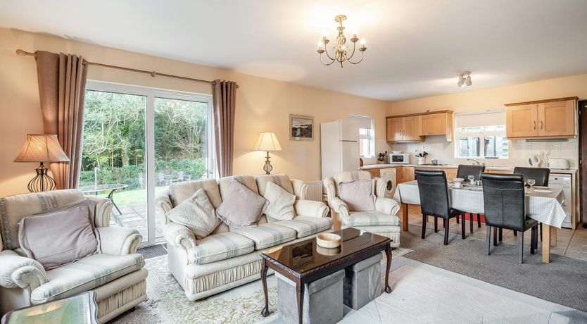 Photo of 2 Bed in Glengarriff