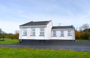 2 Bed in Drumkeeran Holiday Home