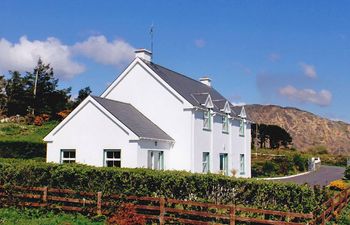 4 Bed in Kilcrohane Holiday Home