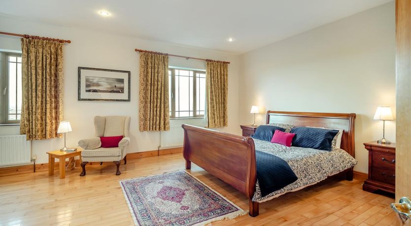 Photo of 3 Bed in Renvyle
