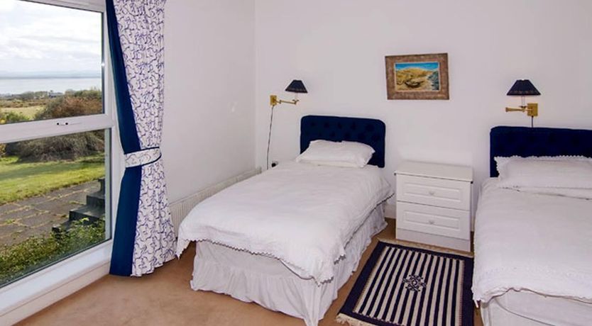 Photo of 3 Bed in Greencastle