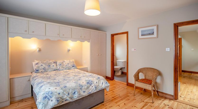 Photo of 3 Bed in Dingle