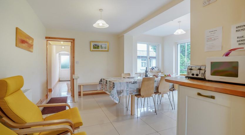 Photo of 7 Bed in Achill Island