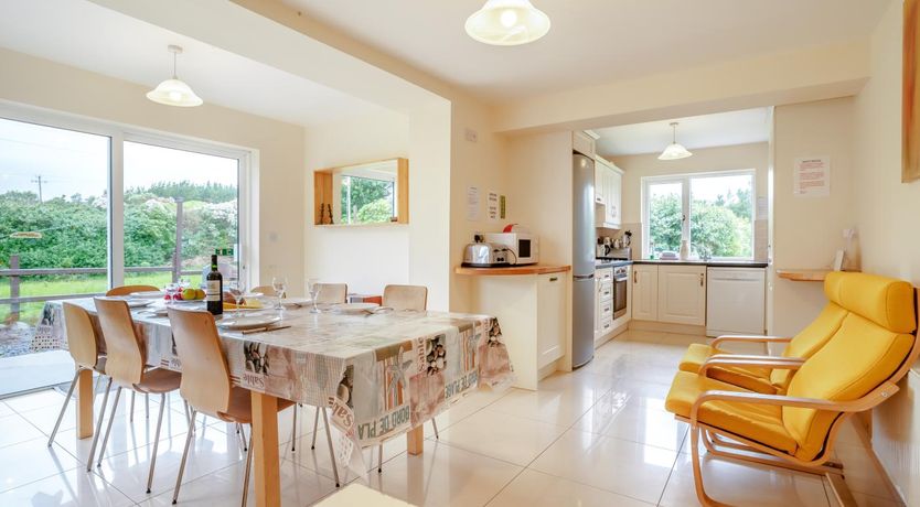Photo of 7 Bed in Achill Island