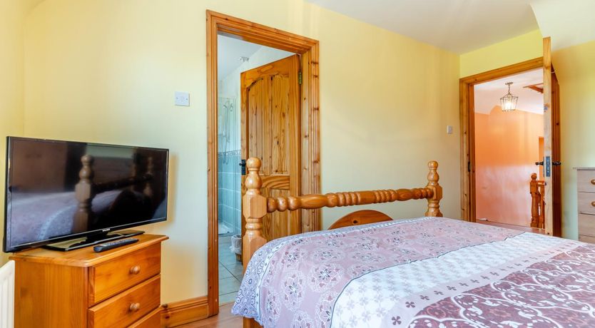 Photo of 4 Bed in Donegal Town