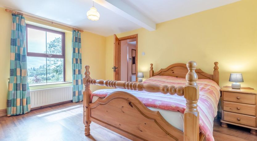 Photo of 4 Bed in Donegal Town