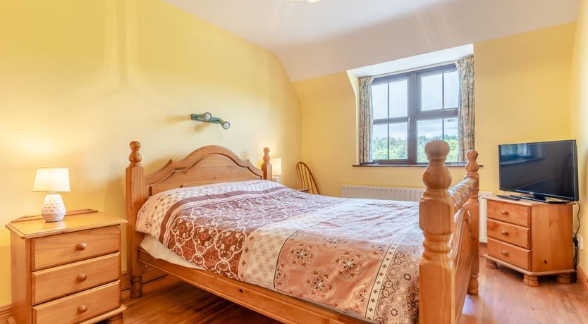 Photo of 4 Bed in Donegal Town