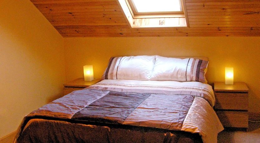 Photo of 6 Bed in Cashel