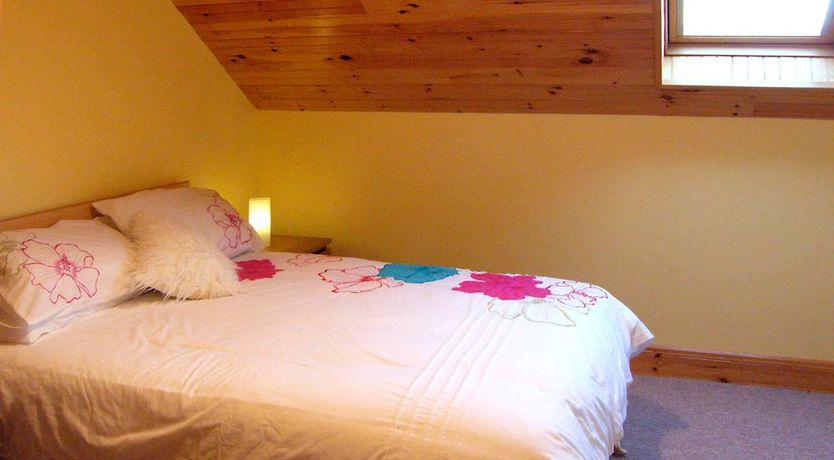 Photo of 6 Bed in Cashel