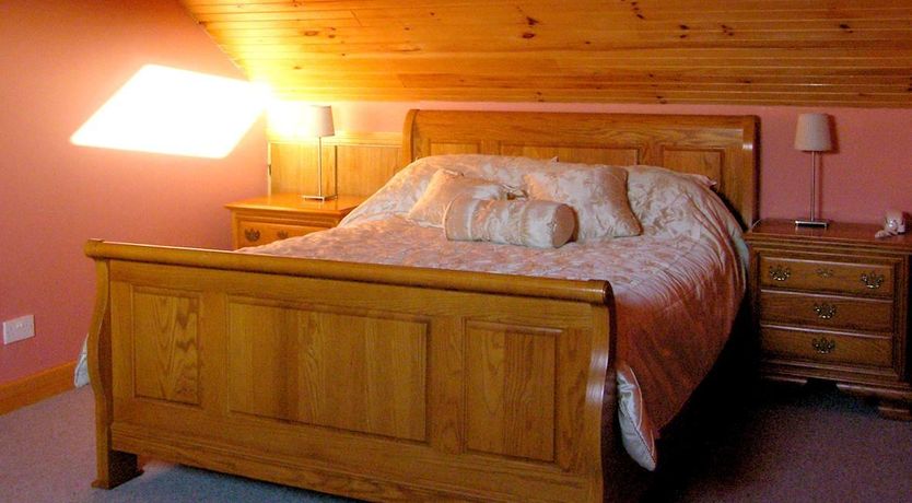 Photo of 6 Bed in Cashel