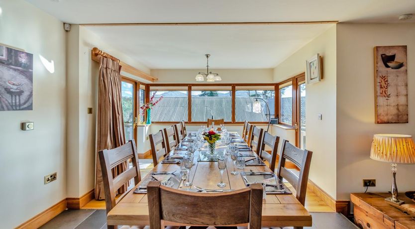 Photo of 5 Bed in Omeath