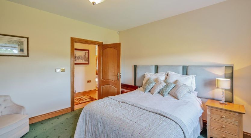 Photo of 5 Bed in Omeath