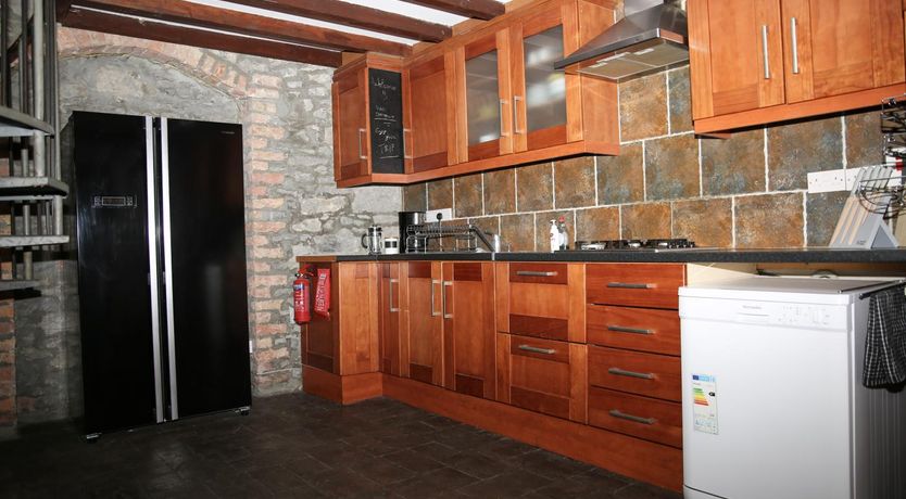 Photo of 4 Bed in Tulla