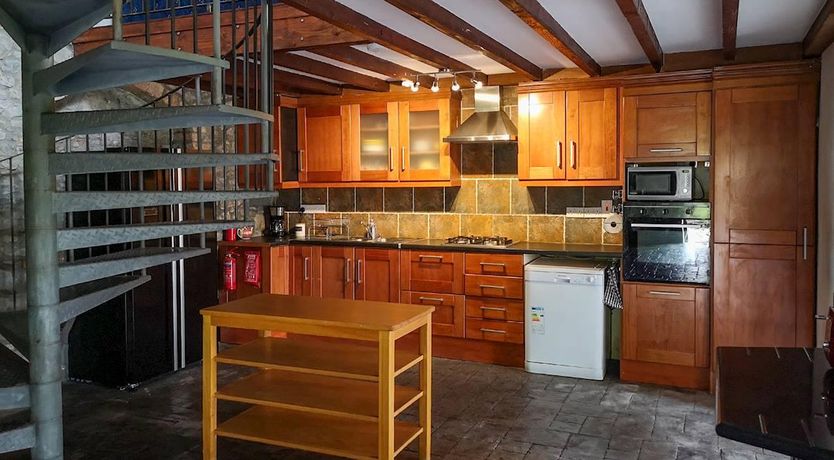 Photo of 4 Bed in Tulla