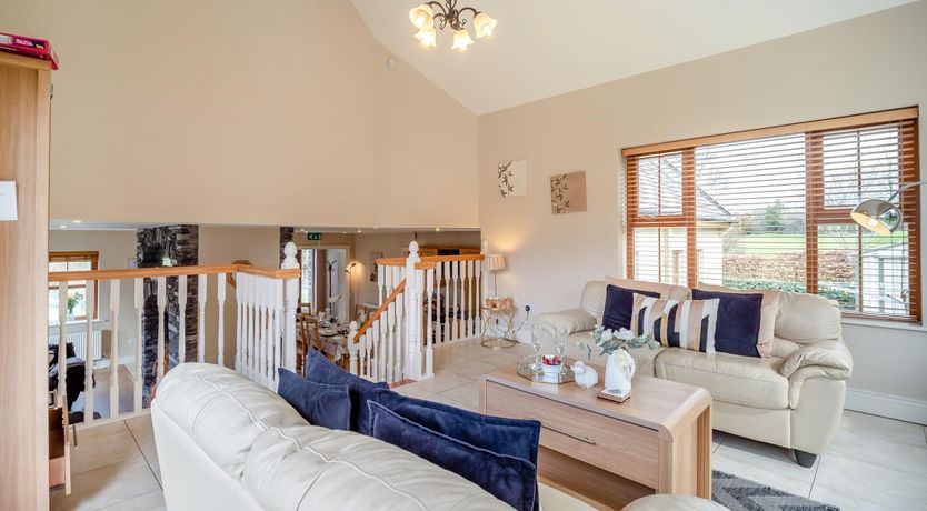 Photo of 4 Bed in Killarney