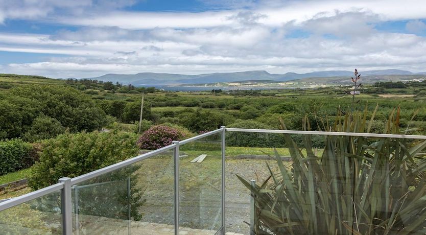 Photo of 3 Bed in Eyeries