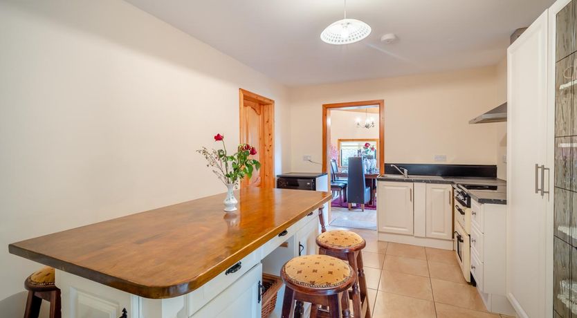 Photo of 3 Bed in Glengarriff