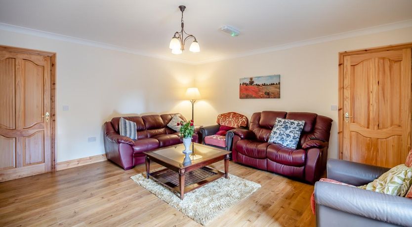 Photo of 3 Bed in Glengarriff