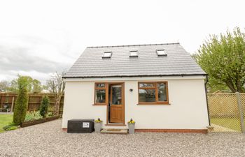 Meadow Cottage Holiday Home