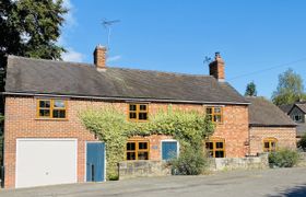 Photo of yoxall-cottage
