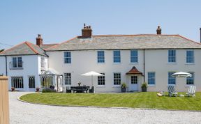 Photo of Porthcothan House