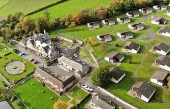 Harcombe Housenbsp;Pet Free Bungalow Holiday Home