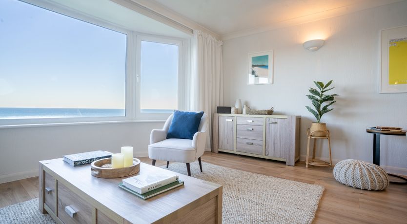 Photo of Flat 17, The Stones