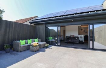 Ninky Nonk Holiday Home