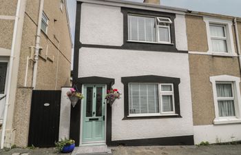 Mid Haven Cottage Holiday Home