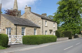 Vine Cottage Holiday Home