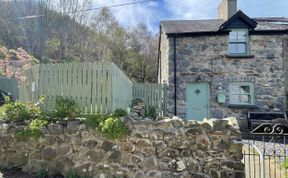 Photo of Old Chapel House