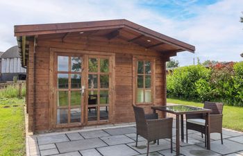 Laurel Lodge Holiday Home