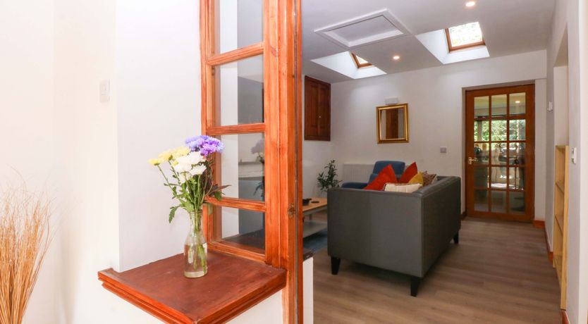 Photo of Cromlech Cottage at Cromlech Manor Farm