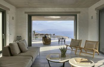 Marble Horizon Holiday Home